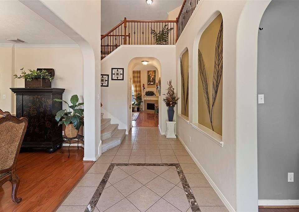 1st image of 2002 Linden Cove Ct
