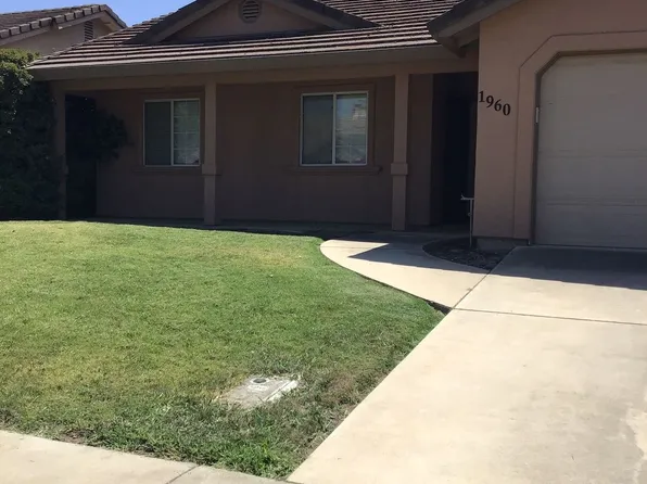 1960 Harbor Town Dr, Yuba City, CA 95993
