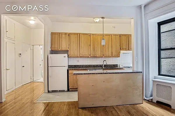Rented by Compass | media 3
