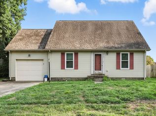 2812 Pam Dr, Clarksville, TN 37043