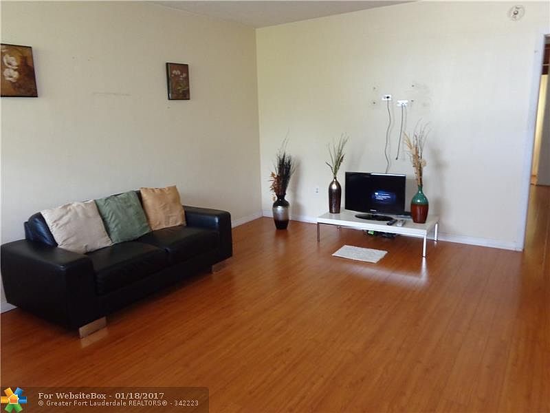 1st image of 1475 NE 125th Ter #411B