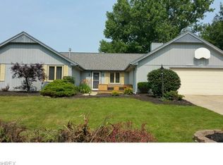 10092 N Surfside Cir, Aurora, OH 44202