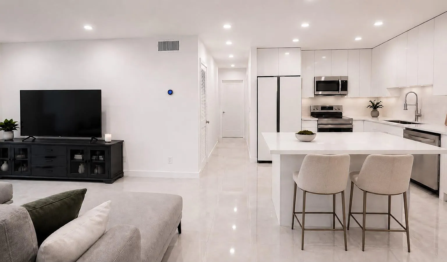 2 bed, 2.0 bath, 1200 sqft, $3,500 — Photo 1