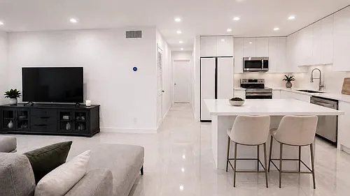 6249 Bay Club Dr #3 Photo 1