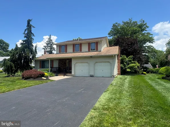 21 Stratton Dr, Hamilton, NJ 08690