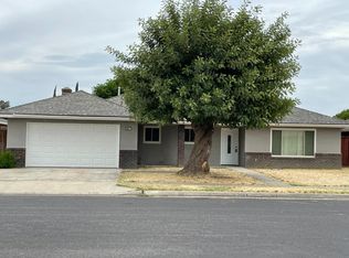 1007 Aram Ave, Madera, CA 93637