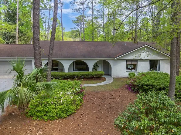 12 Jasper Ln, Beaufort, SC 29907
