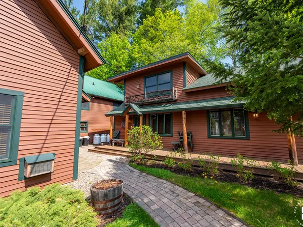 125 Greenwood St APT 1, Lake Placid, NY 12946