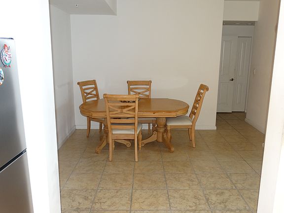 3rd image of 511 SE 5th Ave APT 1009