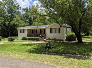 222 N 12th St, Defuniak Springs, FL 32433