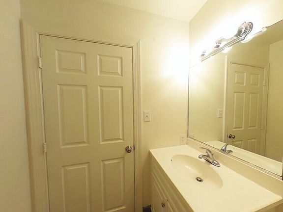 3rd image of 302 N Goshen St Room 205