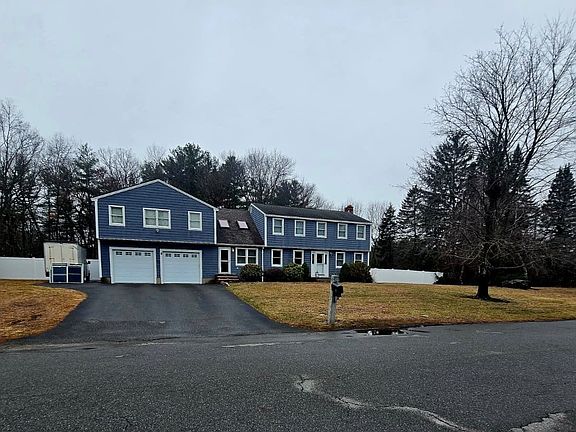 2nd image of 20 Farm Pond Rd