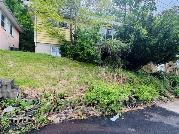 1100 Ferguson Ave, Charleston, WV 25302