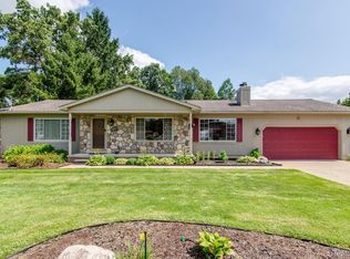 175 Fonro Dr, Brighton, MI