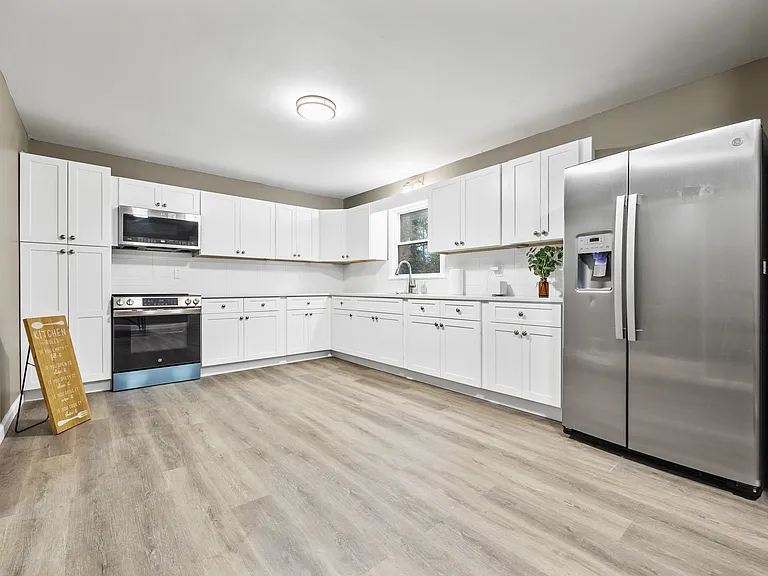 352 Harris Manor Dr SW — Photo 8