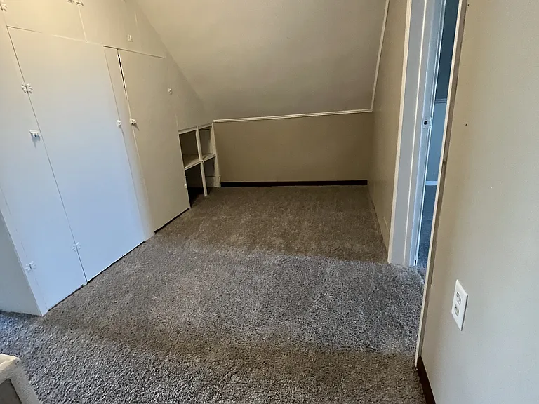 1209 E Cherry St — Photo 7