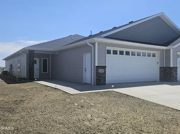2502 34th Ave SE, Mandan, ND 58554