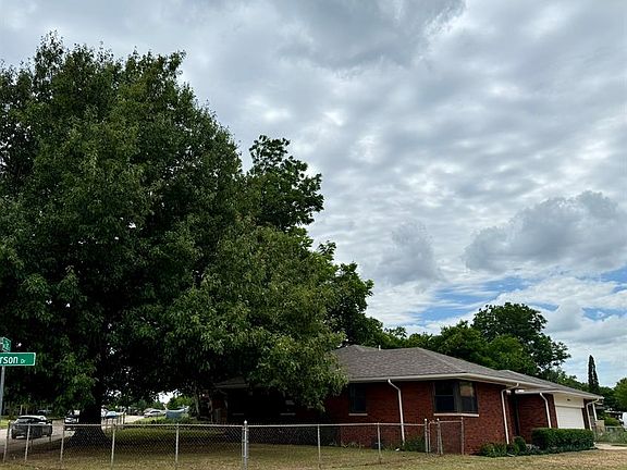 4th image of 3205 Otterson Dr