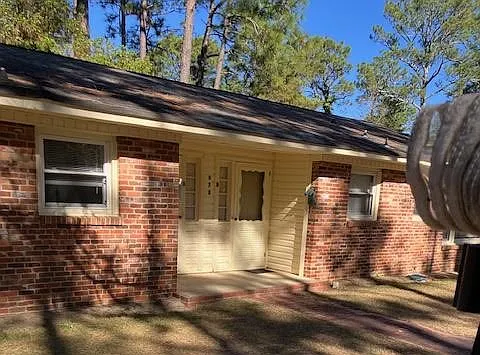 2 bed, 1200 sqft, $1,200 — Photo 1