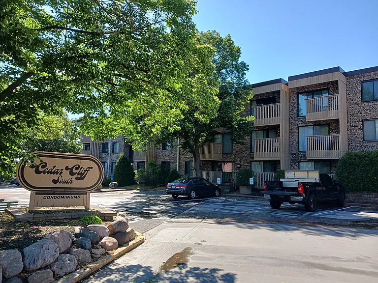9400 Old Cedar Ave S #241 — Photo 26