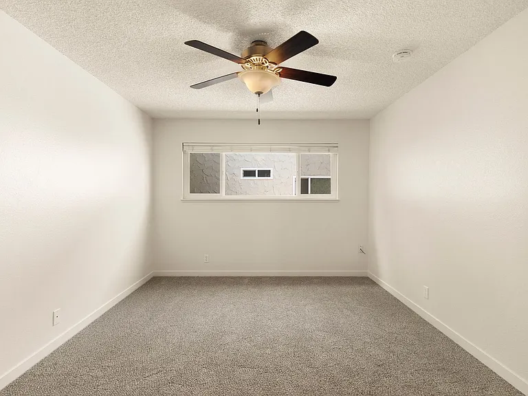 Sheridan Square Apartments — Photo 139