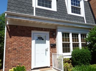 92 Wick Dr, Fords, NJ 08863