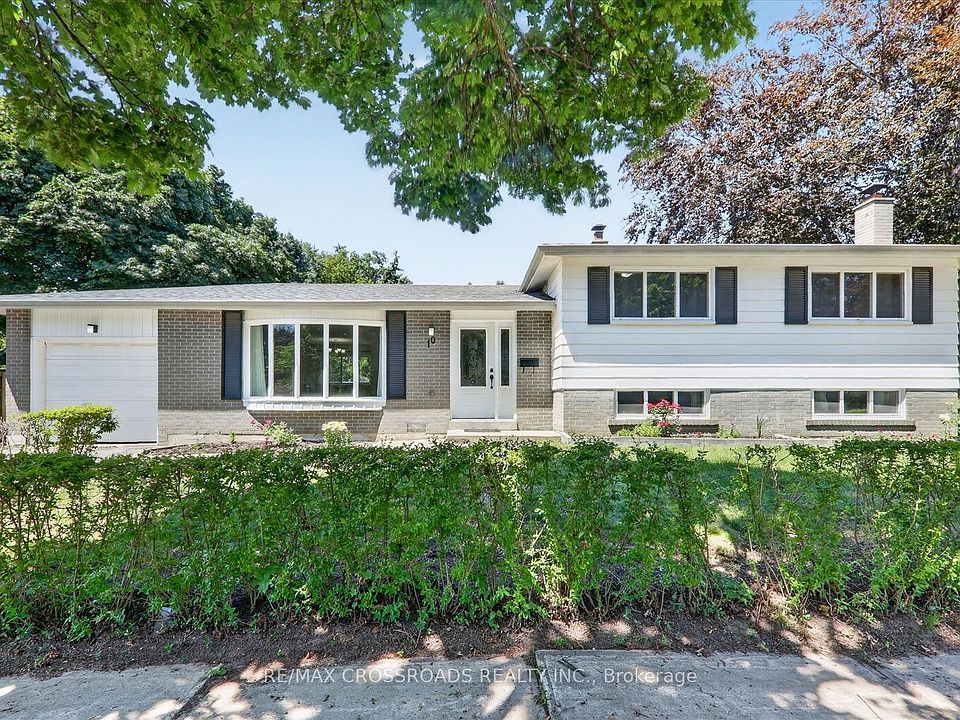 1st image of 10 Gillbank Cres S