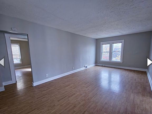 3rd image of 4321 Storer Ave Unit 2