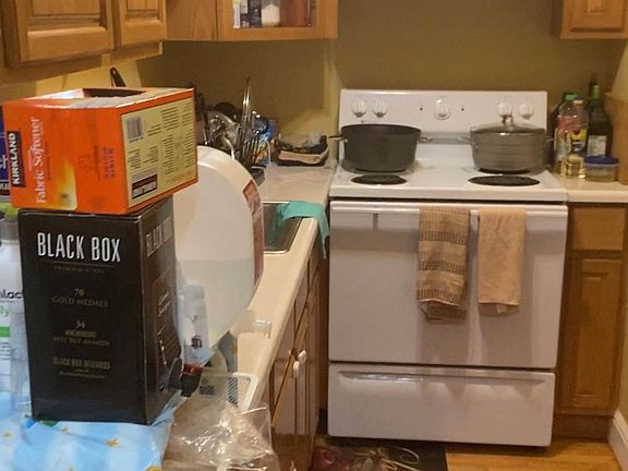 2nd image of 45 Avenue Sf Ca APT B-1263