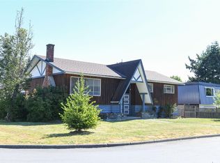 2029 Cedar Cres, Courtenay, BC V9N 3B8