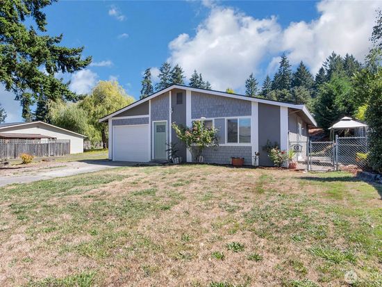 715 Stevens Street, Steilacoom, WA 98388