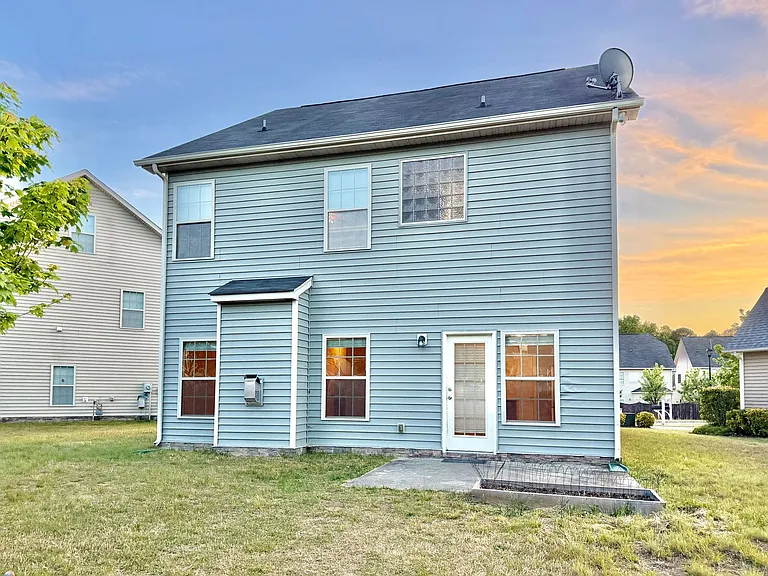 4601 Fonso Dr — Photo 37