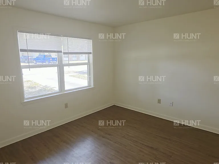 124 Georgia Ave — Photo 4