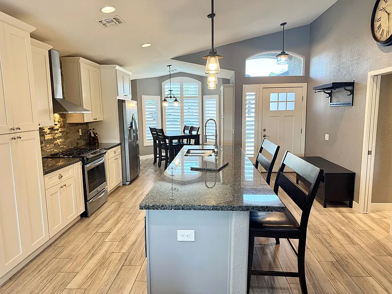 1401 W Blue Ridge Ct — Photo 12