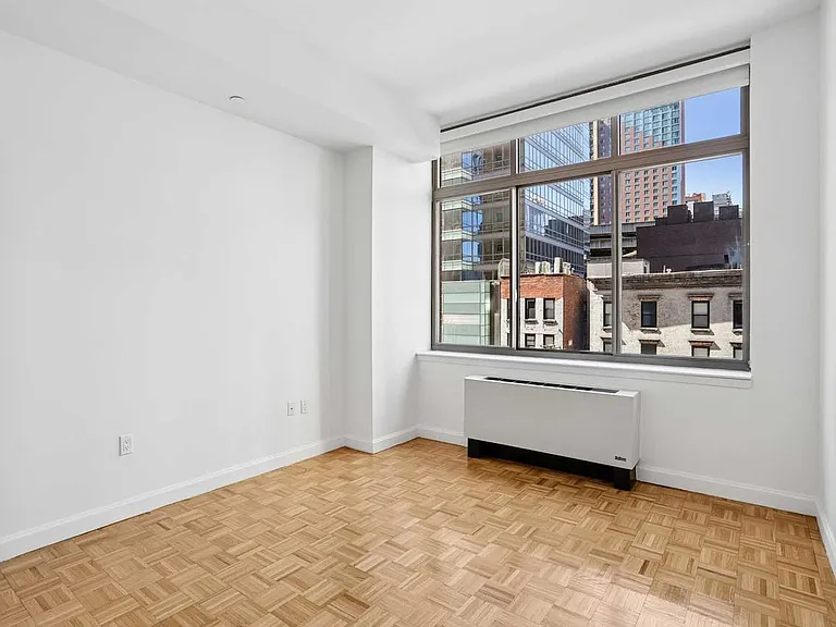 360 W 43rd St #S4D — Photo 11