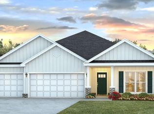 87 Farm Owl Dr W, Freeport, FL 32439