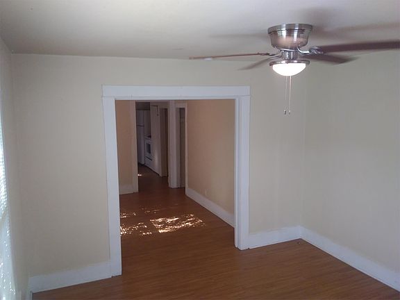 4th image of 905 W Lynwood Ave #2