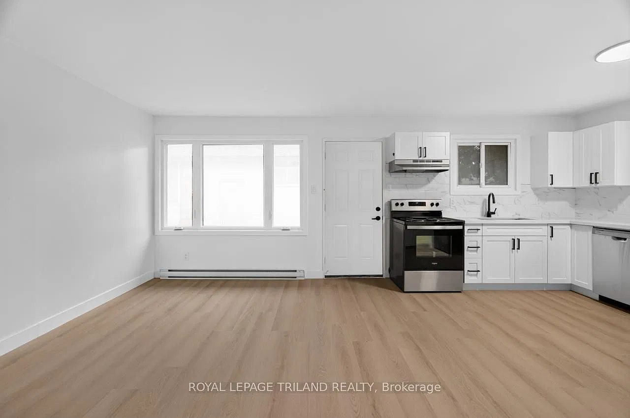 3 bed, $1,995 — Photo 2