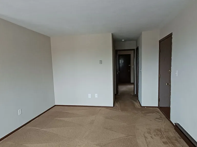 Sanlor Apartments — Photo 12