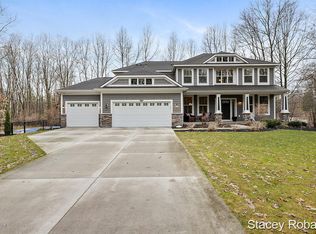 9239 Booth Bay Ct NE, Rockford, MI