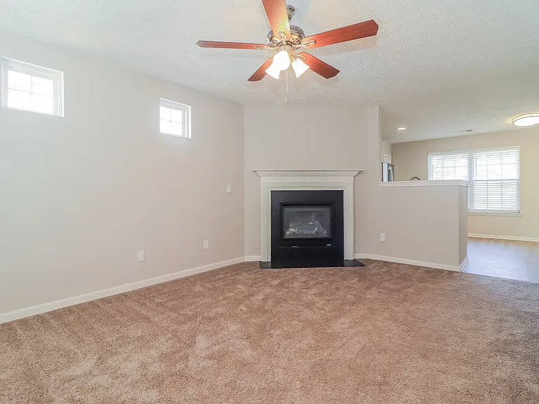 141 Oak Grove Pl — Photo 7