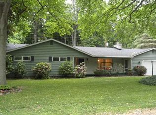 211 Lindbergh Dr, Fairview, PA 16415