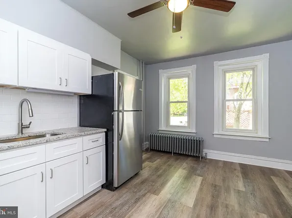 236 N Main St #1, Telford, PA 18969