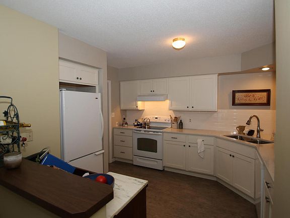 3rd image of 13690 240th Ave
