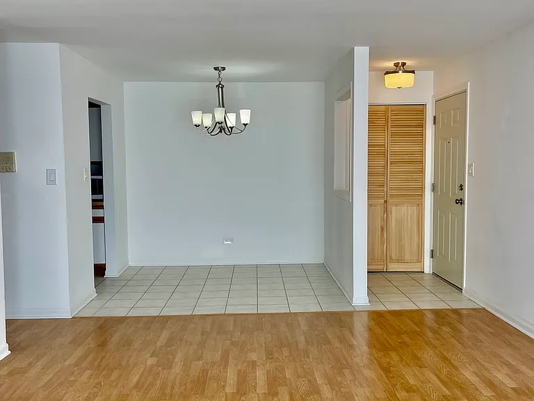 10037 S Walnut Ter #312 — Photo 14