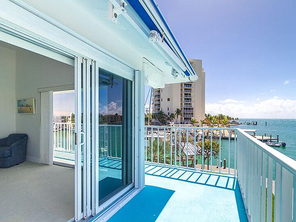 2nd image of 95 Coco Plum Dr APT 2A