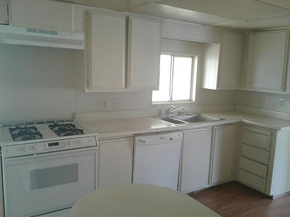 5th image of 4212 Ticonderoga Ln