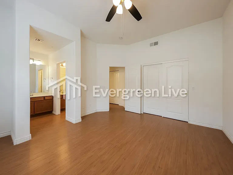 8094 W Beck Ln — Photo 13