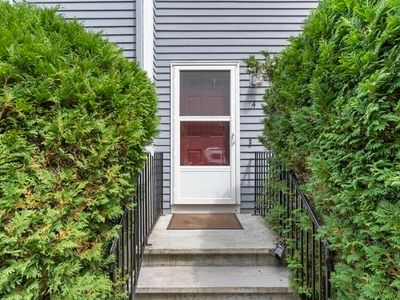 24 Pinecrest Vlg #24, Hopkinton, MA, 01748