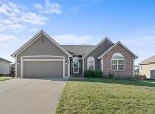987 Sherman Dr, Liberty, MO 64068